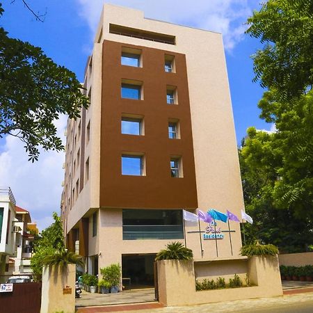 The Park Residency Ahmedabad Exterior foto